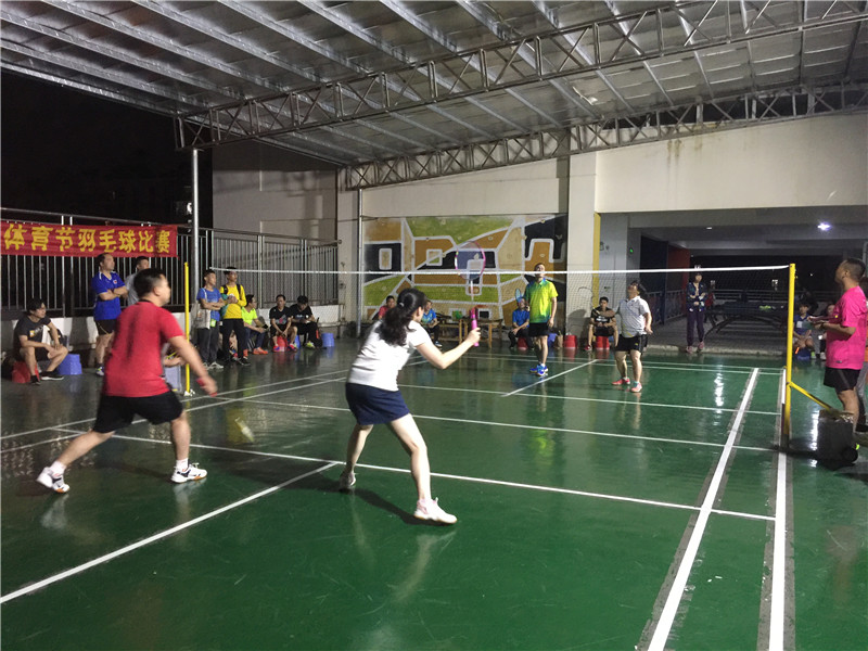 ff6e4ee9ac152eb8f4b7580f2415886.jpg